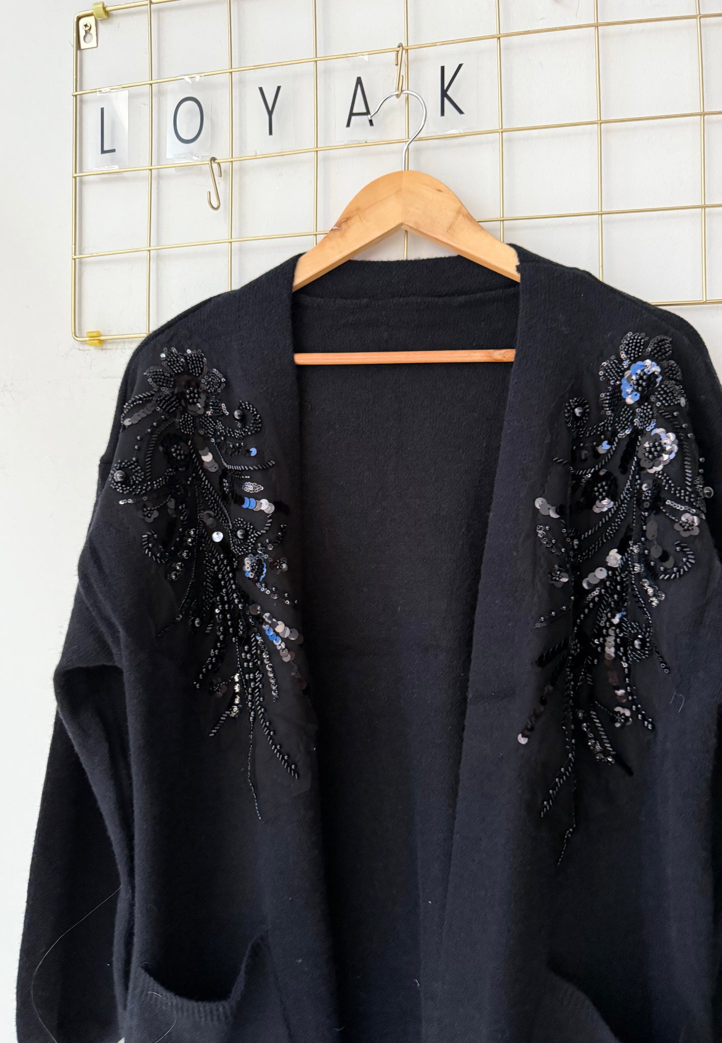 Ζακέτα πλέκτη με κεντημα DAFIO black