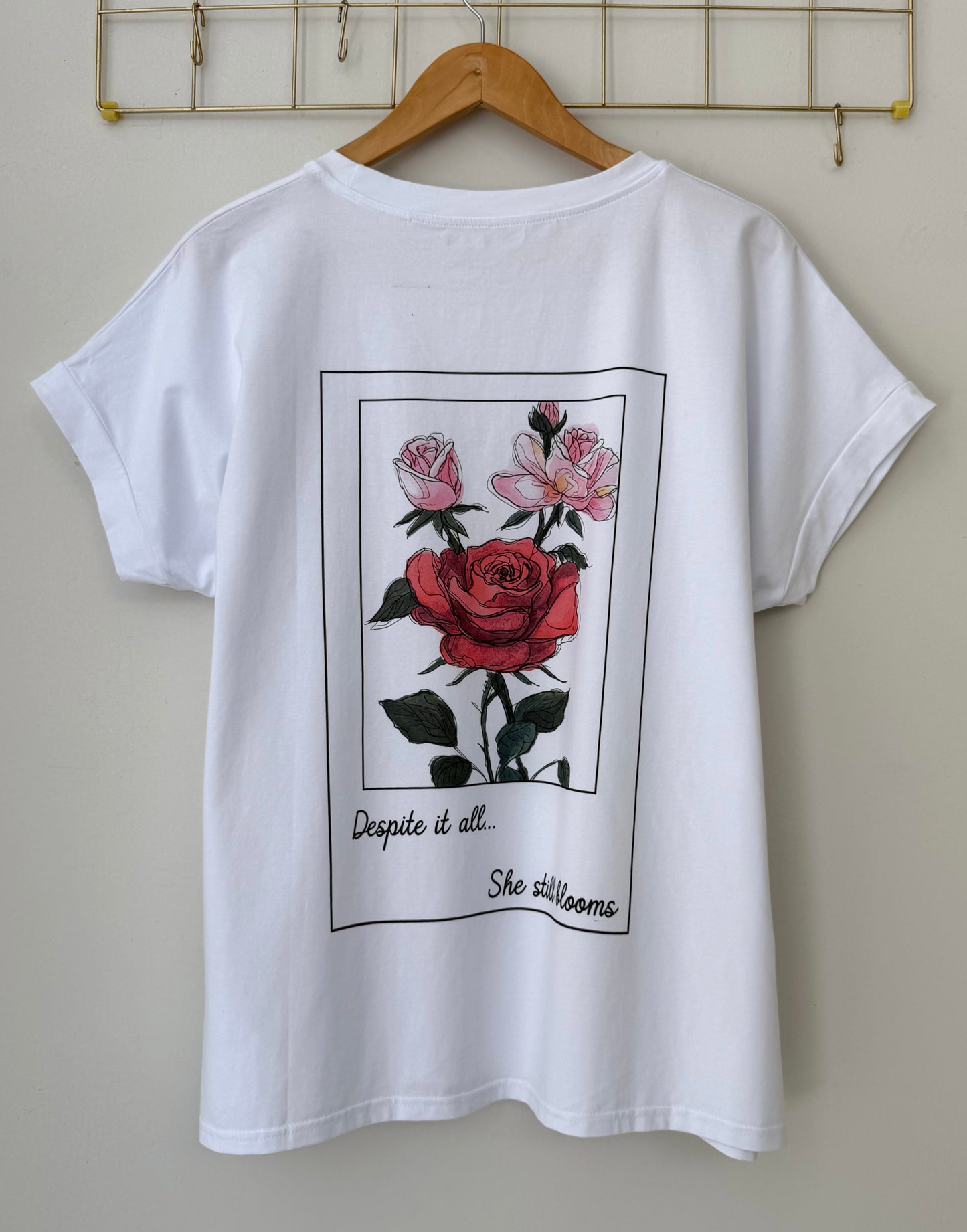 T-shirt FLOWERS white
