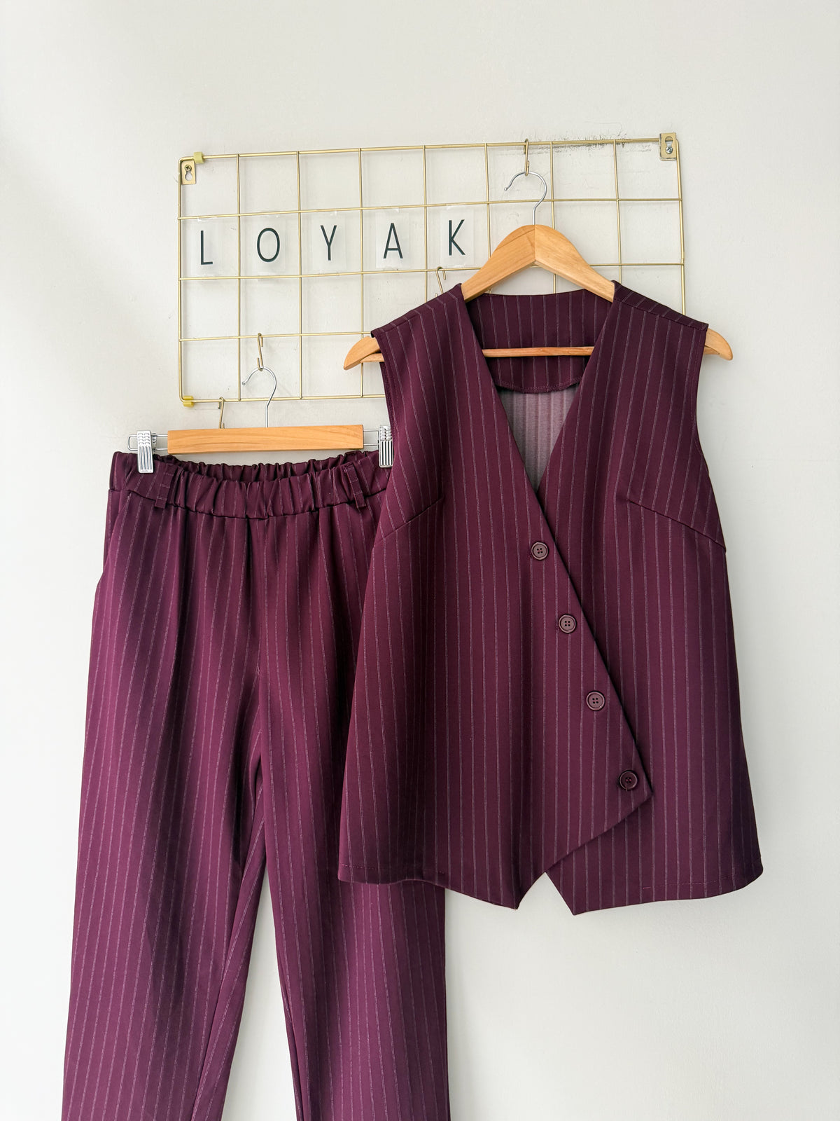 Σετ γιλέκο και παντελόνι PEACKY burgundy