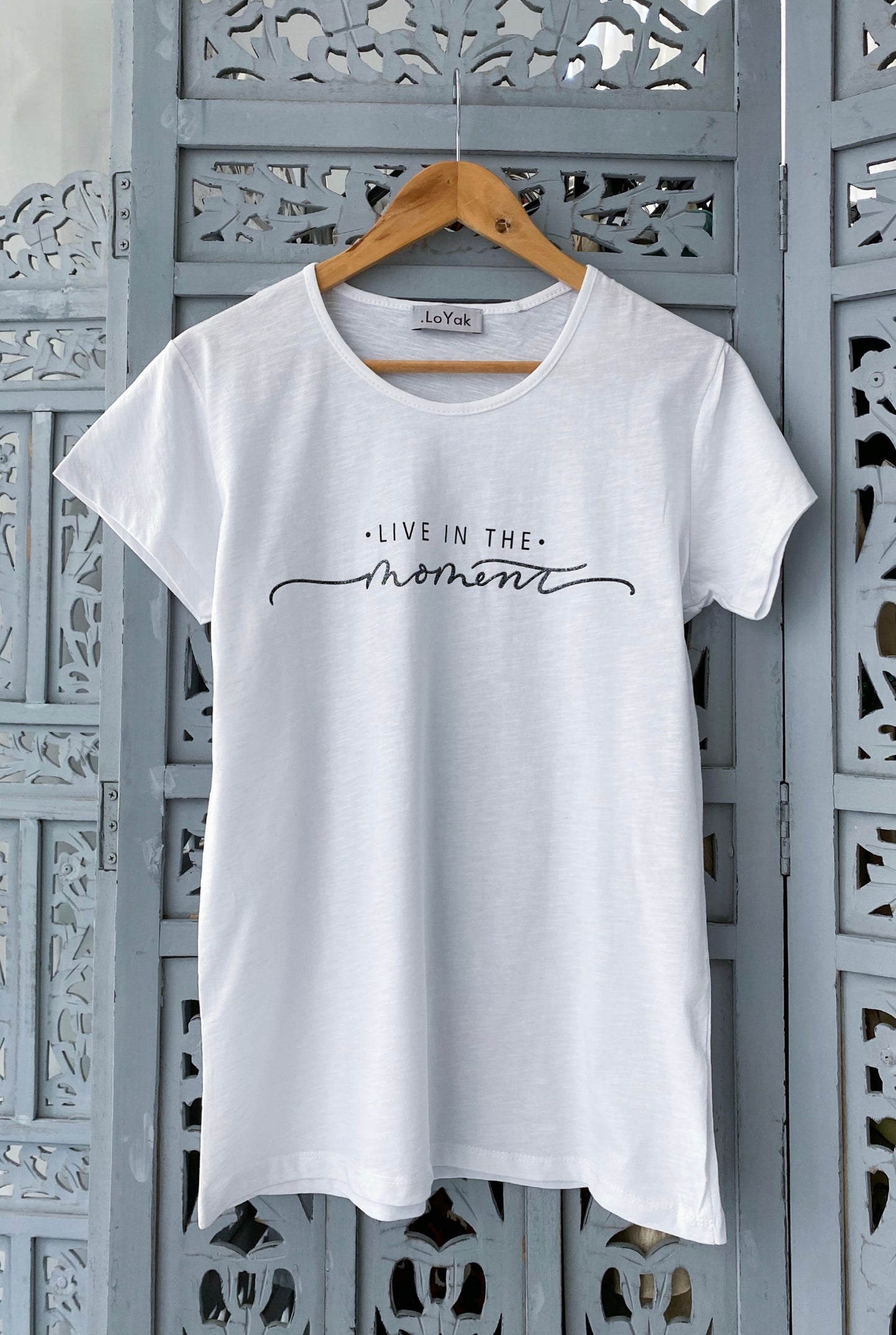T-shirt με τύπωμα “moment” white