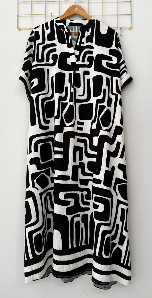 Φόρεμα AEGI black/white