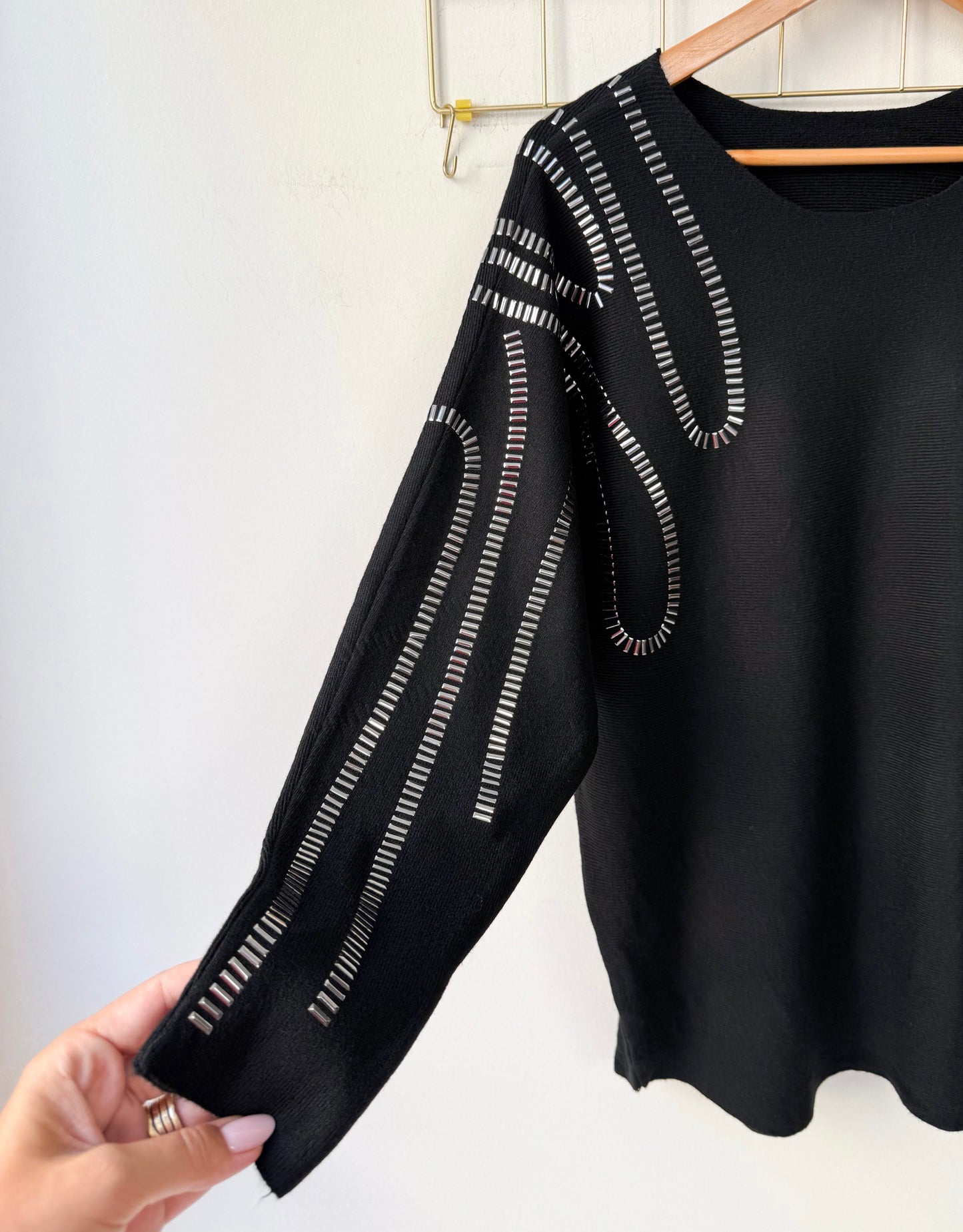 Μπλούζα πλέκτη με μεταλλικά στοιχεία ARTISA black