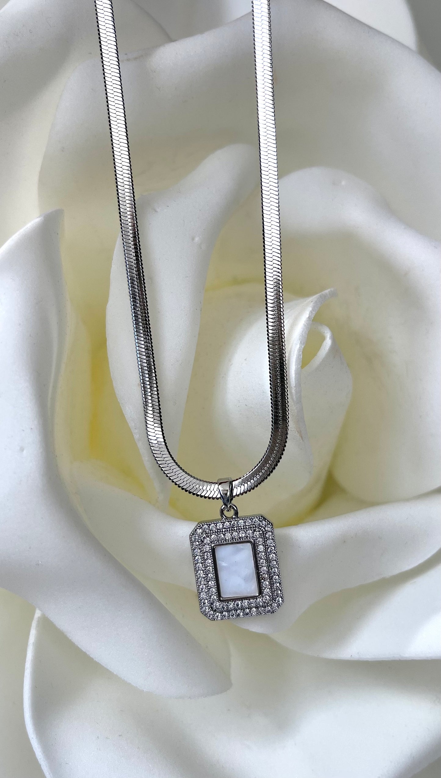 Κολιέ CHARMER ασημί ατσάλινο