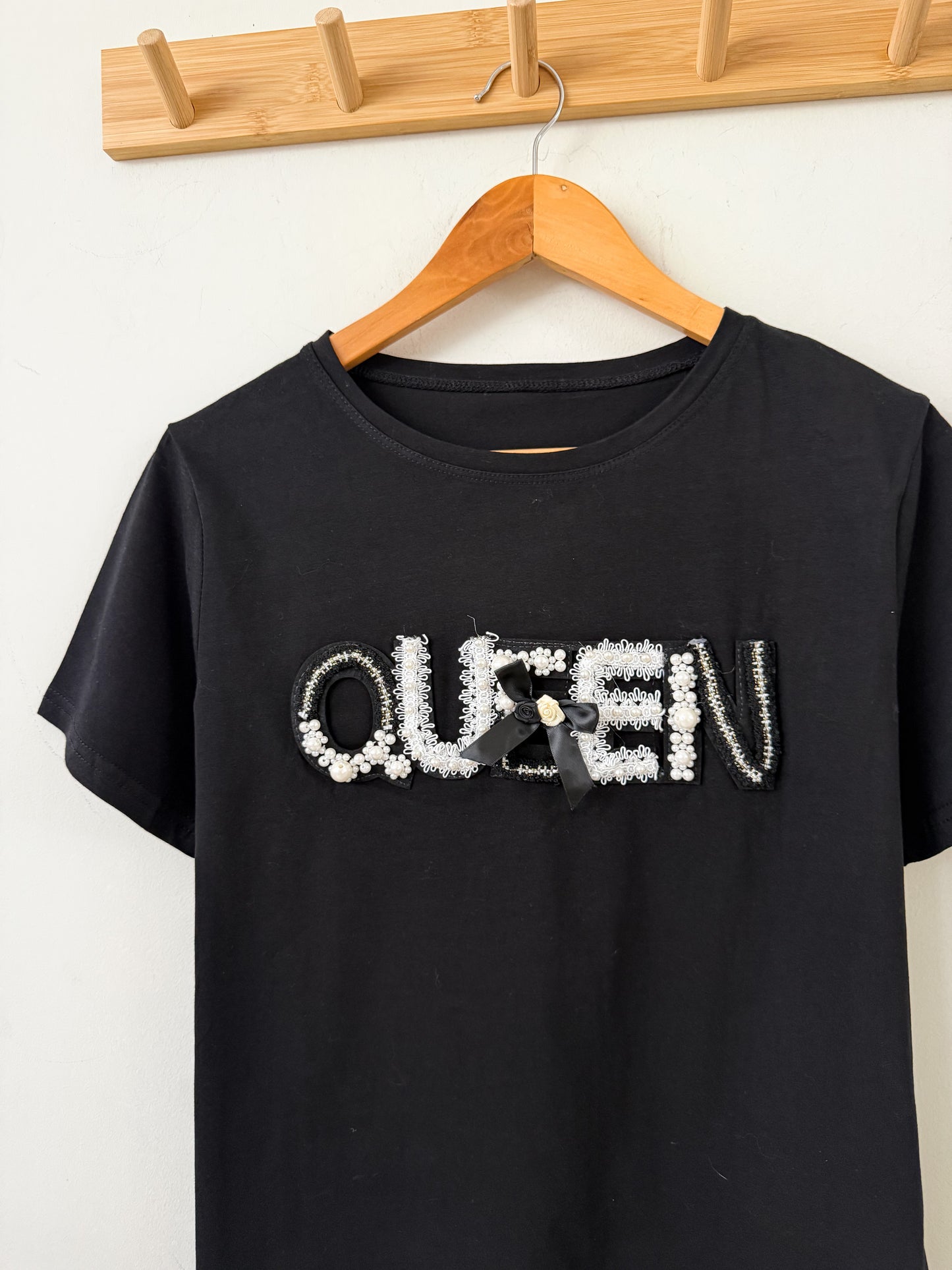 T-shirt με σχεδίο QUEEN black