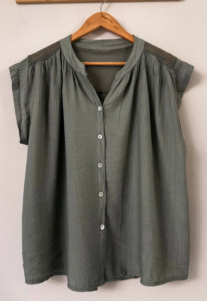 Μπλούζα με κουμπάκια DRESI dusty green
